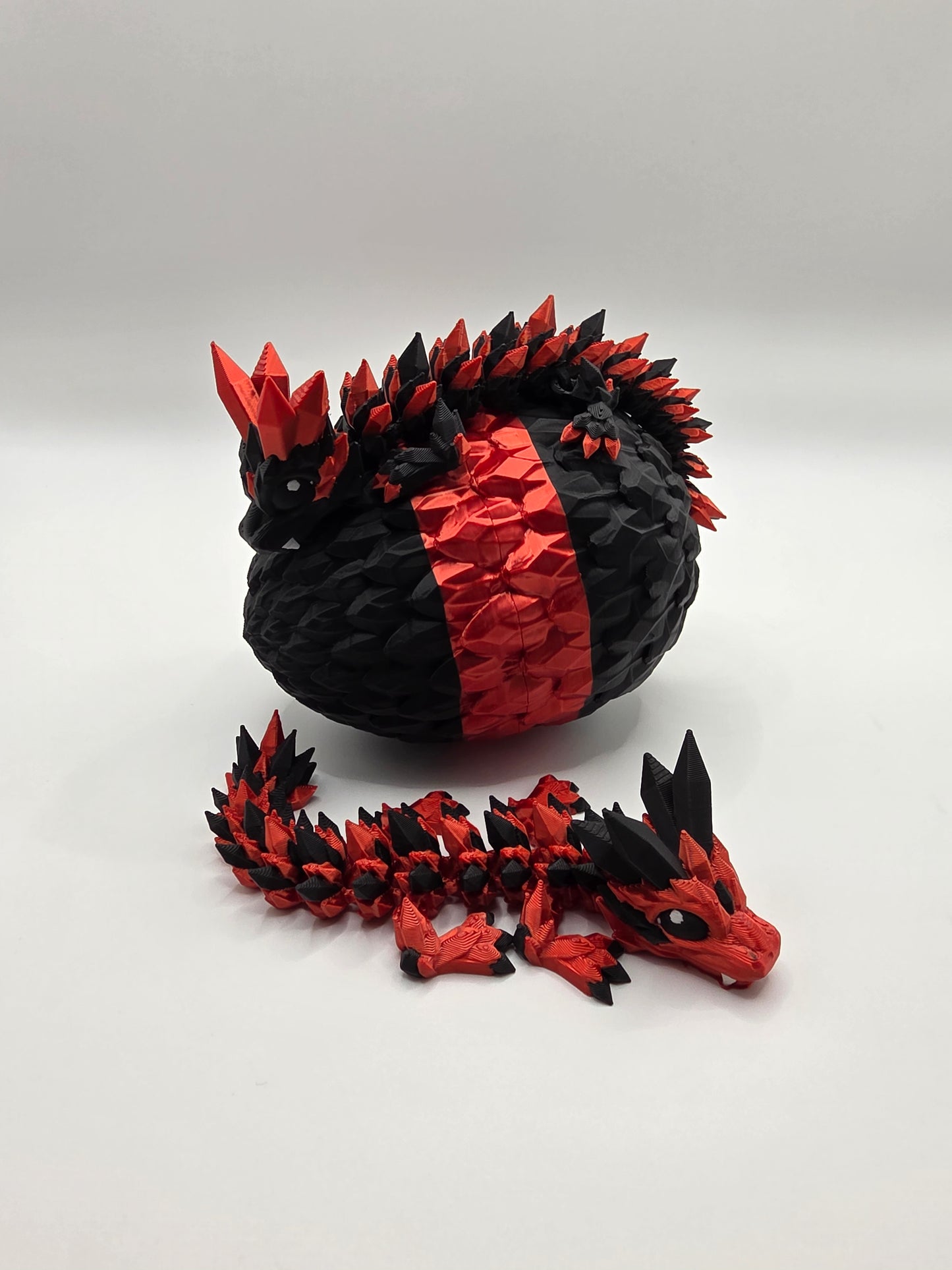 “Crystal Baby Dragons with Egg – Articulated 3D Printed Collectible – Red with Black Theme”