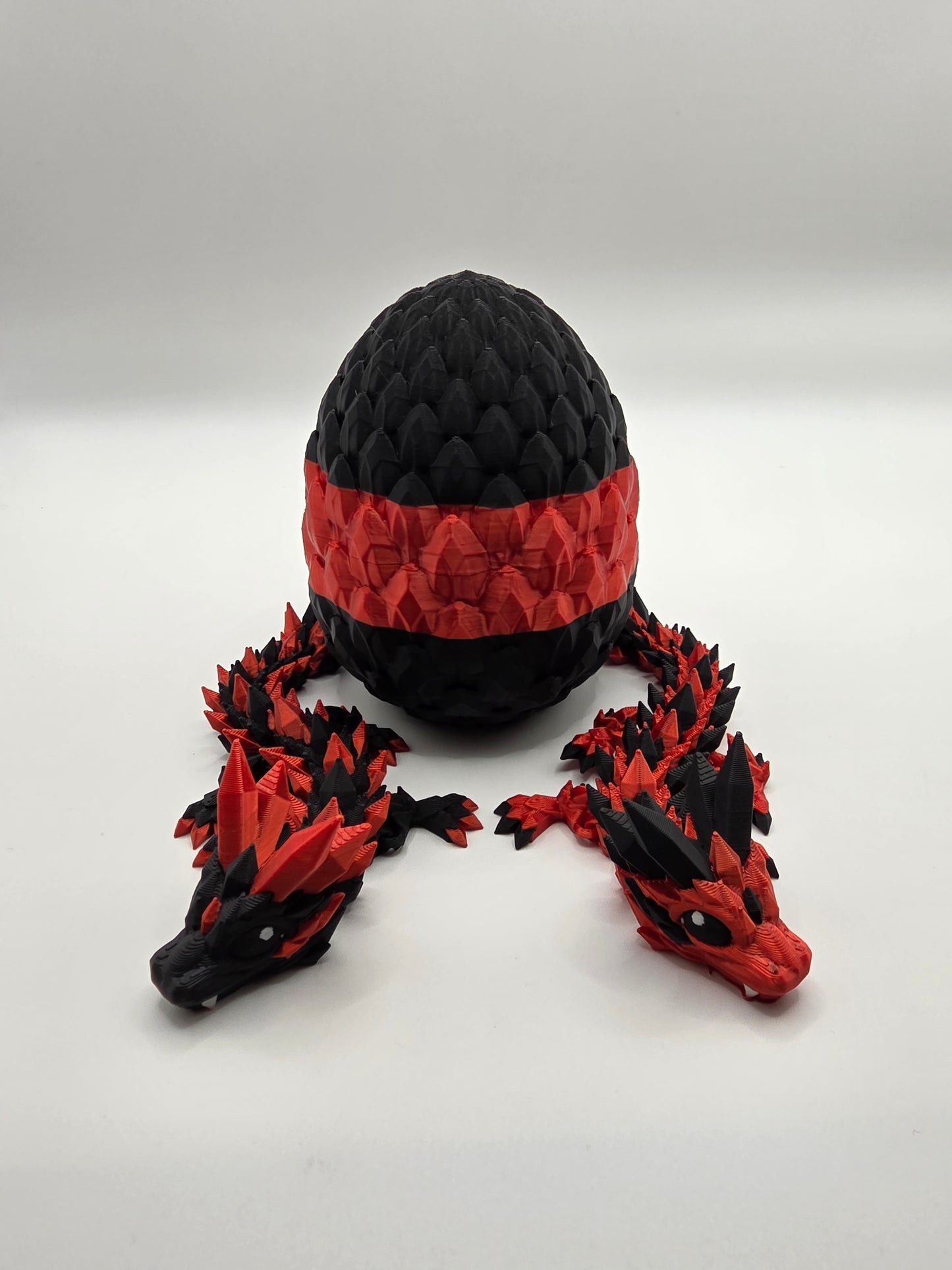“Crystal Baby Dragons with Egg – Articulated 3D Printed Collectible – Red with Black Theme”